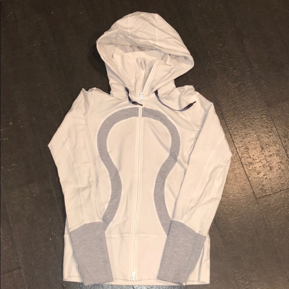 Women’s lululemon hoodie jacket